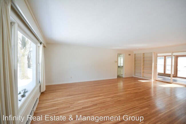 Foto del edificio - 3 br, 3 bath House - 1010 6th St SW