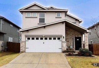 Building Photo - 3200 College Park Dr