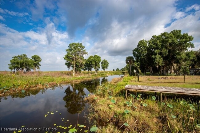 Foto del edificio - 102 Squirrel Point