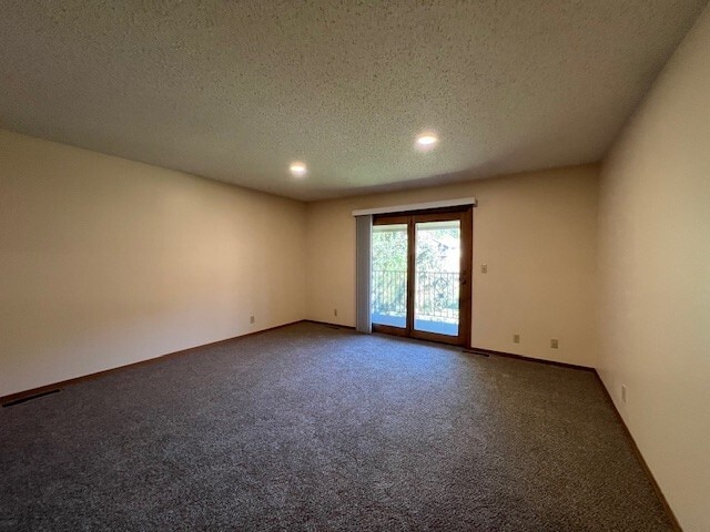 Foto del edificio - 3988 Fairway Hills Dr