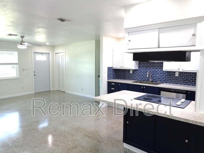 Foto del edificio - 744 Buttonwood Rd