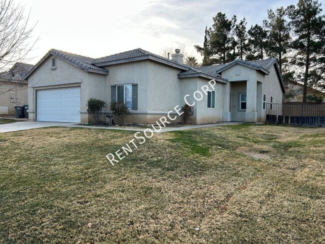 Building Photo - 4 bedroom, 2 bathroom Home for Rent in Lan...