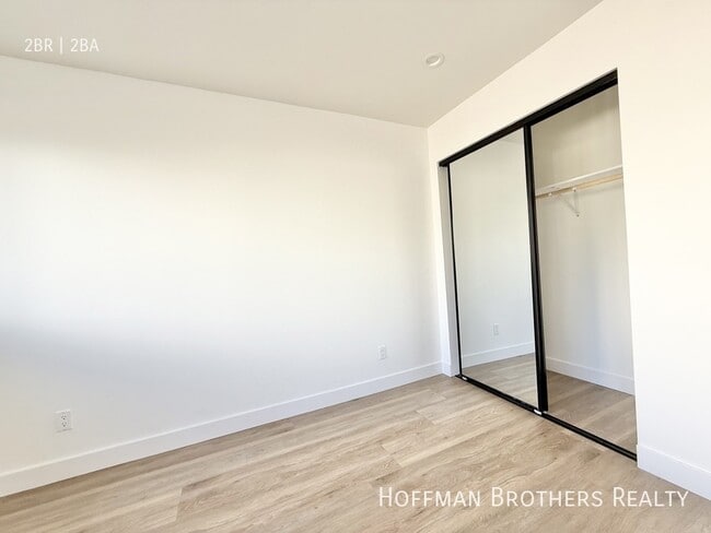 Building Photo - 11600 Rochester Ave