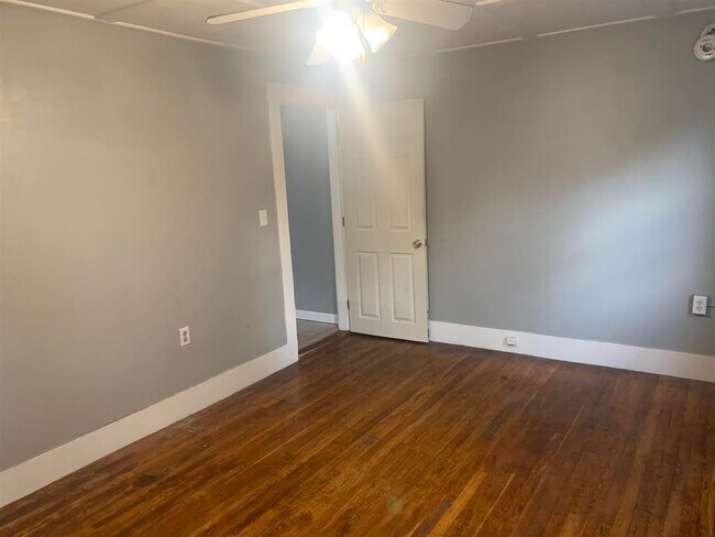 Foto del edificio - 12 Broad