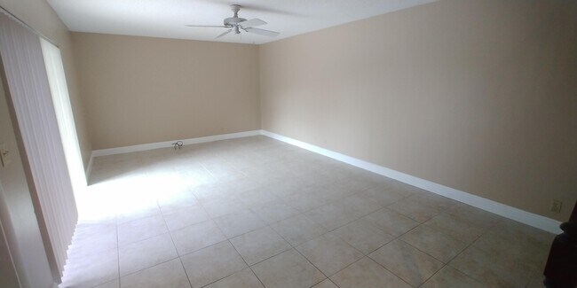 Foto del edificio - 326 Jupiter Lakes Blvd