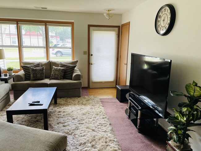 Living Room 3 - 6030 S Crosswinds Dr