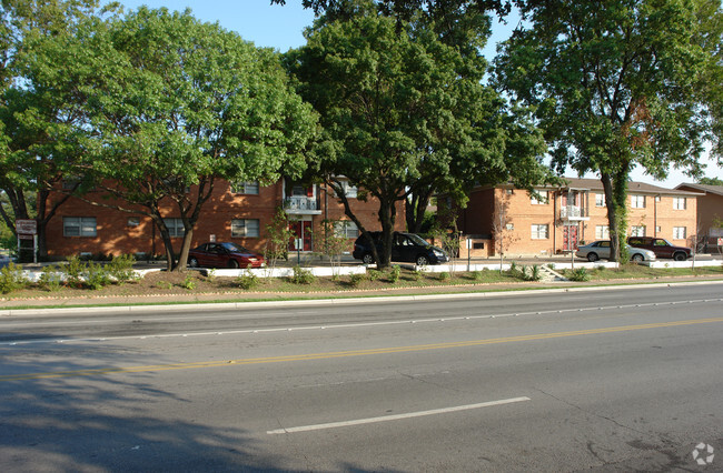 Building Photo - Cornerstone Apartments