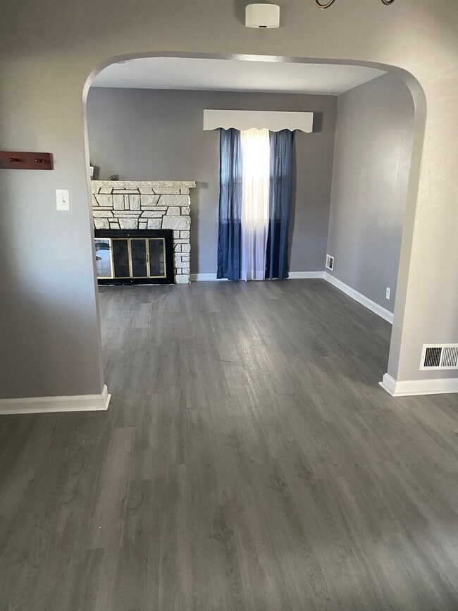 Foto del edificio - College Hill Rental Available NOW!