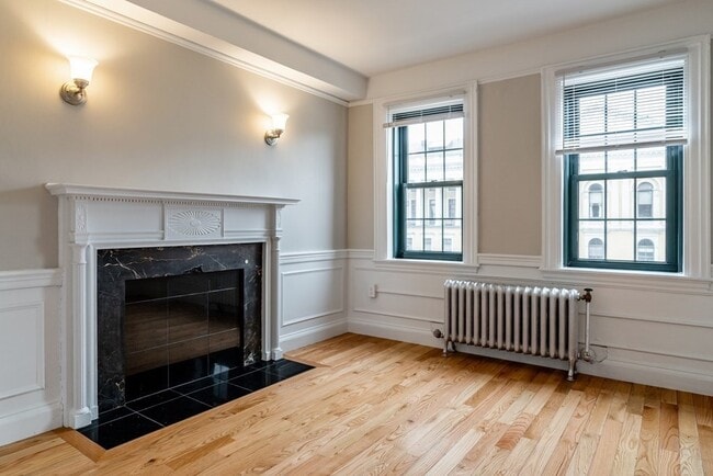 Building Photo - 124 Bowdoin St