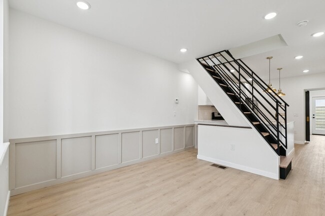 Building Photo - 2307 Gaul St