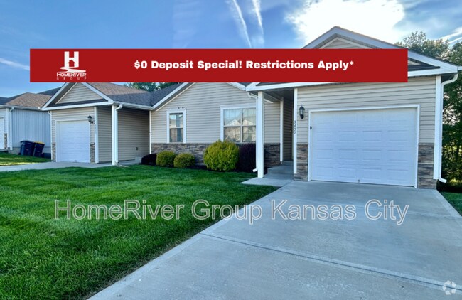 Building Photo - 9402 N Robinhood Ave
