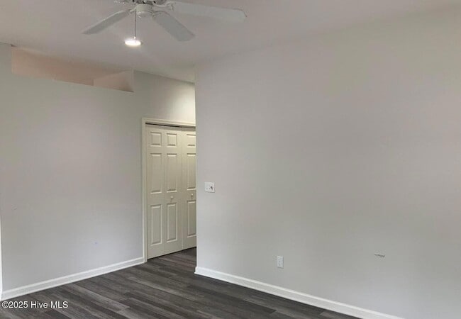 Foto del edificio - 101 E Rhode Island Ave