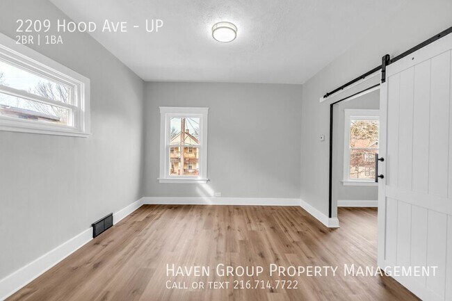Foto del edificio - 2209 Hood Ave