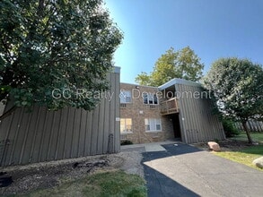 Building Photo - 231 Uteg St