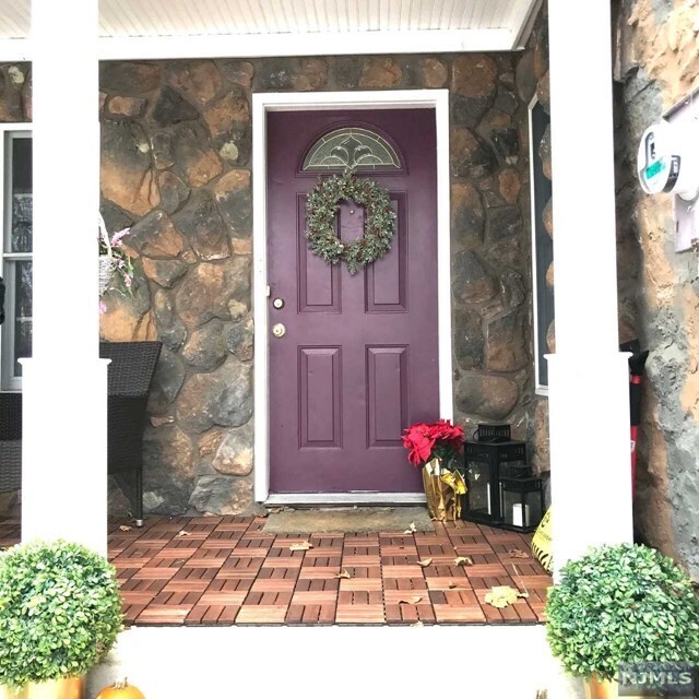 Foto principal - 245 Shadyside Rd