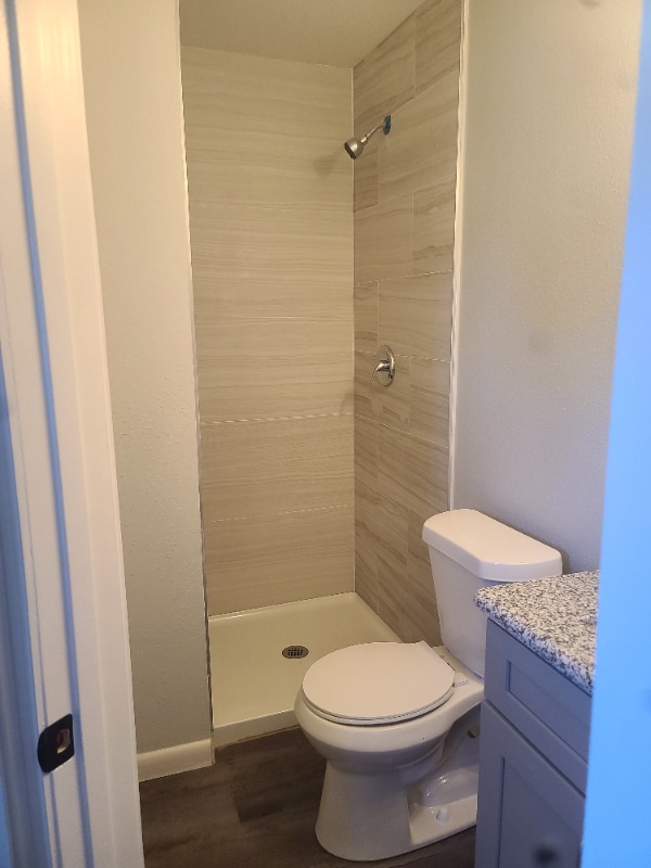Building Photo - 4985 Catalina Cir