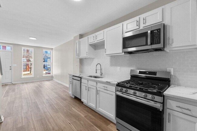 Foto del edificio - 418 N Collington Ave
