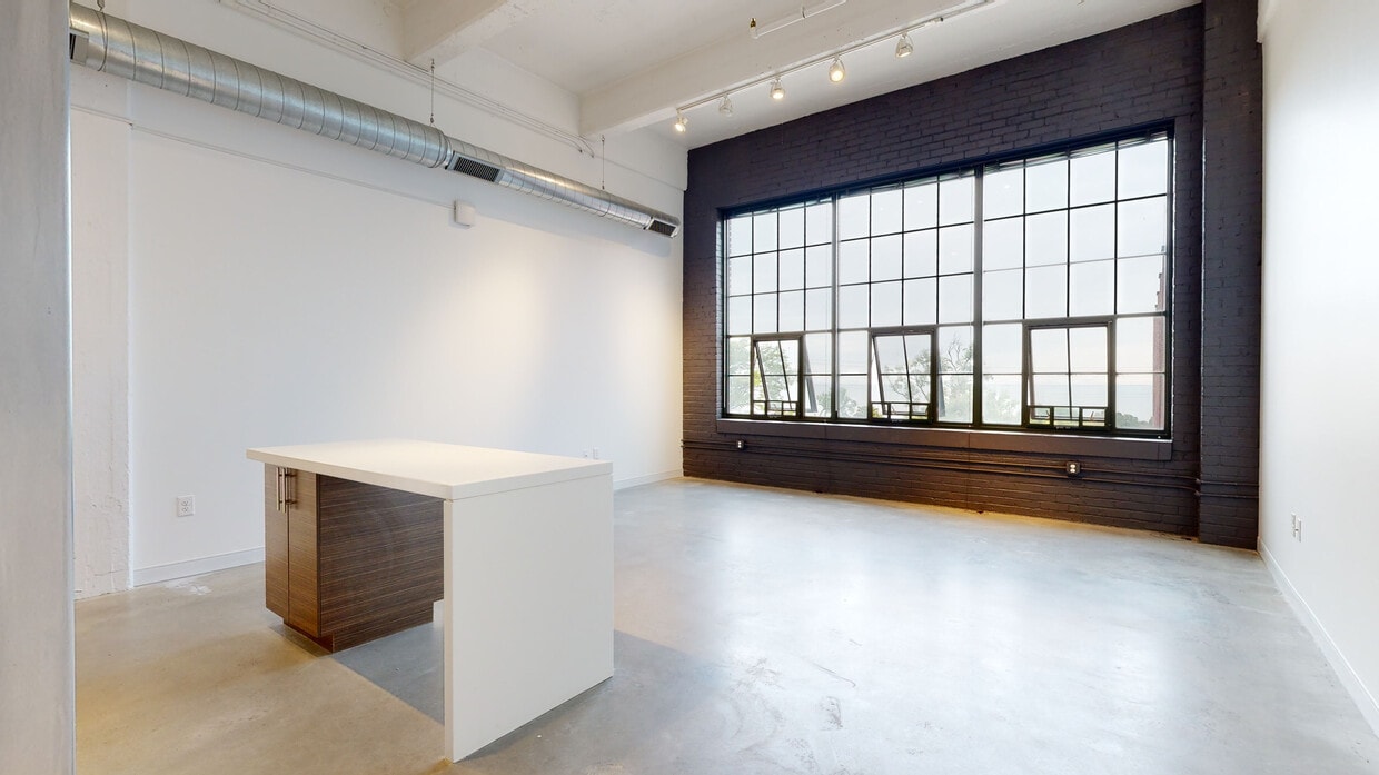 Photo - The Shoreway Apartments