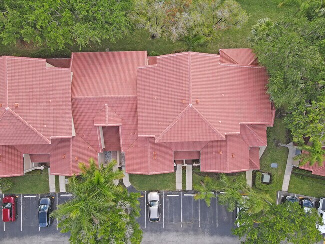 Foto del edificio - 401 SW 158th Terrace