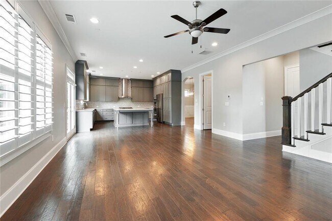 Building Photo - 6486 Canopy Dr