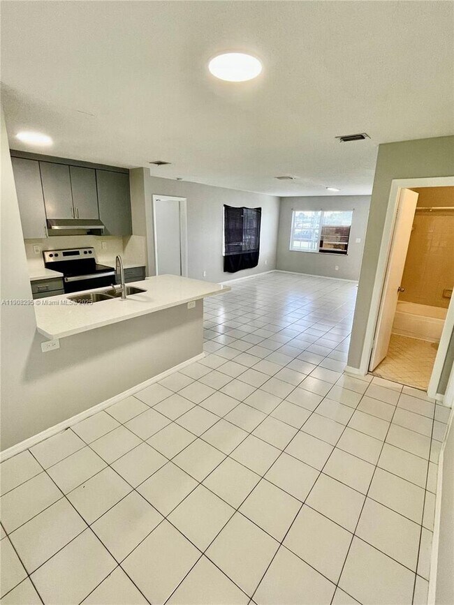 Foto del edificio - 5532 SW 22nd St