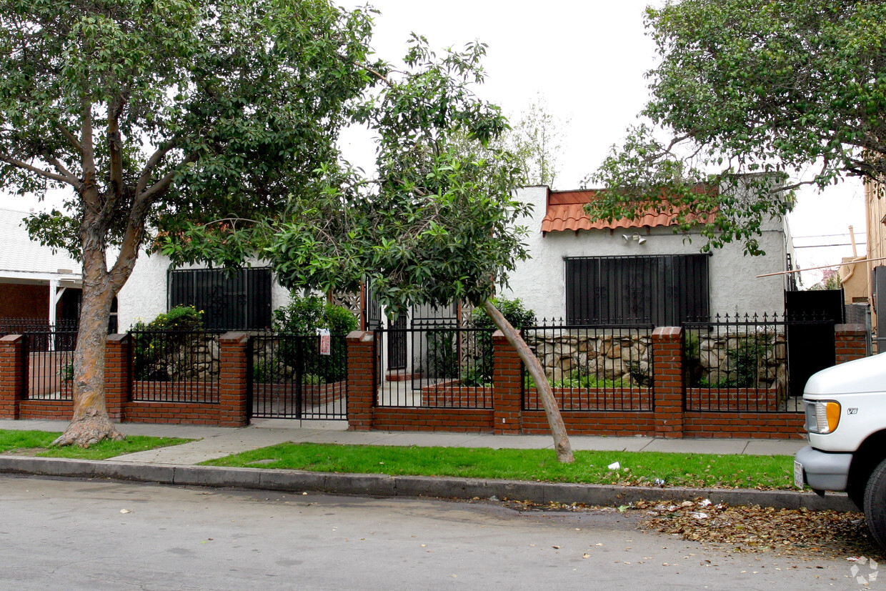Primary Photo - 1432 Gaviota Ave