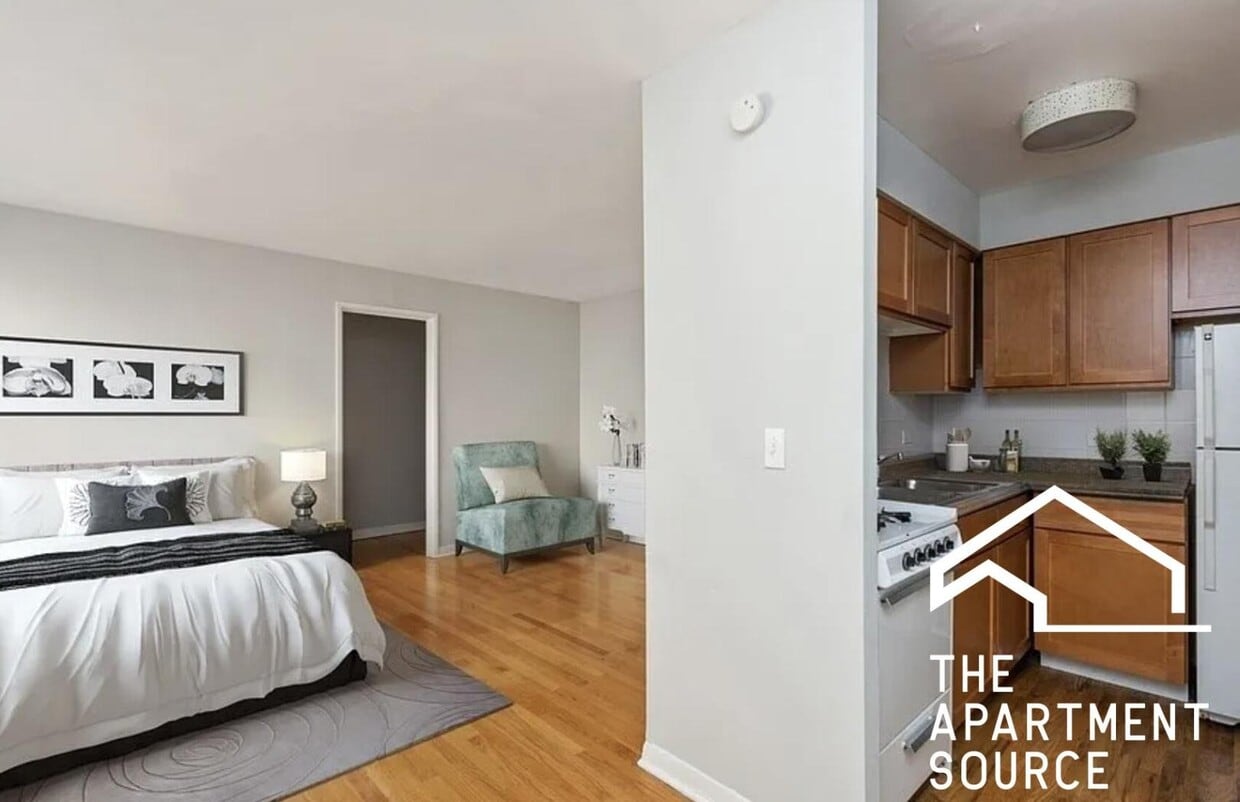 Photo - 510 W Briar Pl (Chicago, IL)
