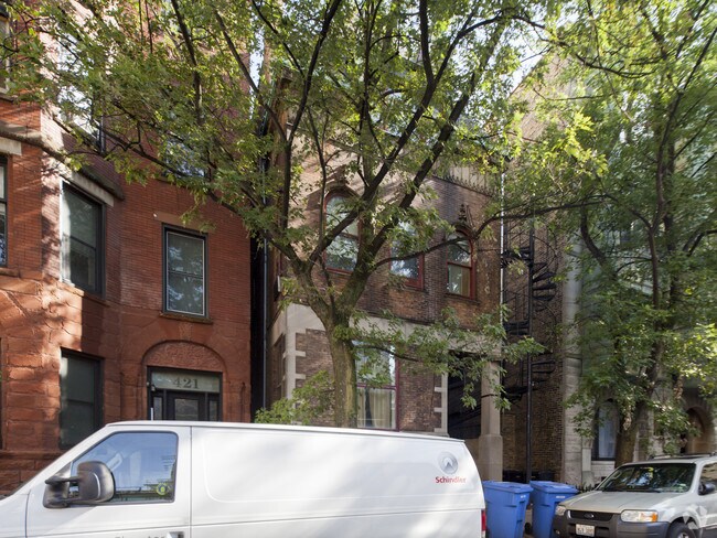Foto del edificio - 423 W Saint James Pl