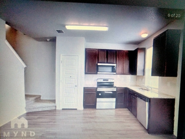 Photo - 10517 Grn Lk Dr House