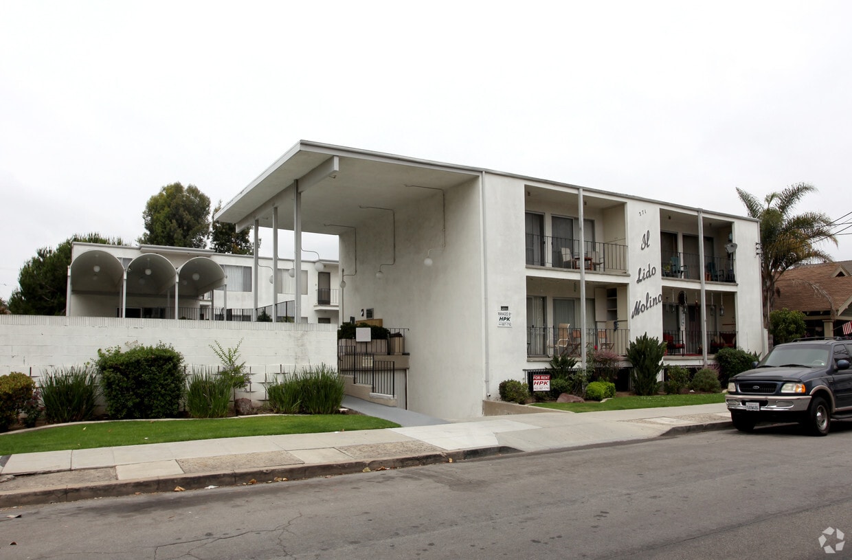 Primary Photo - Molino Avenue Apartments