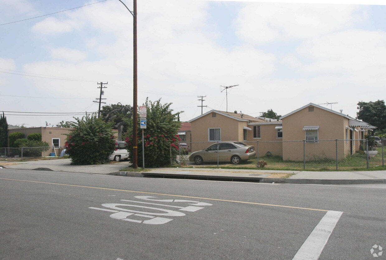 Primary Photo - 7134 Granger Ave