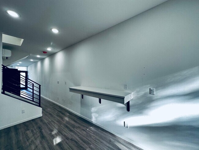 Foto del edificio - 2045 NW 63rd St