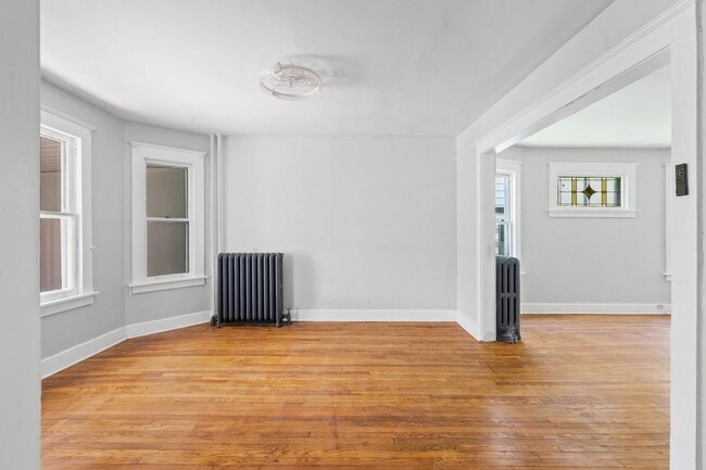 Building Photo - 112 Winthrop Ave