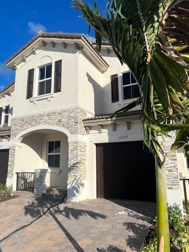 Acme Gulfair Houses for Rent with a Swimming Pool Miami, FL 8 Homes