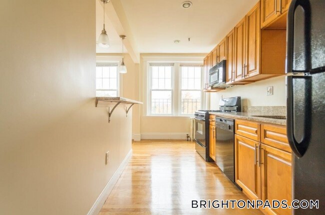 Foto del edificio - 288 Chestnut Hill Ave