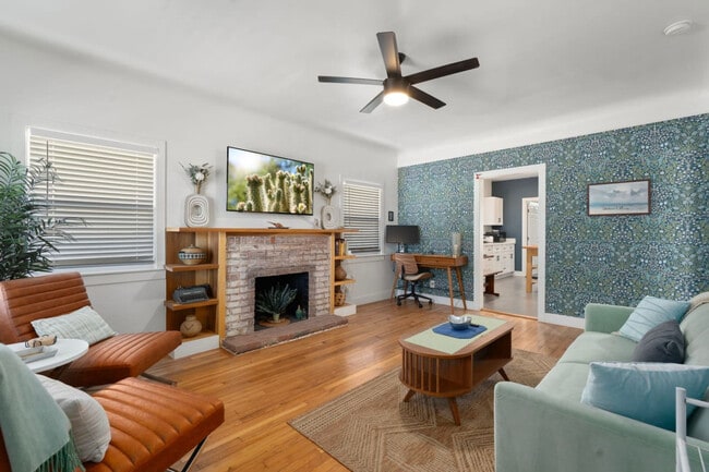 Foto del edificio - 1407 E McKinley St