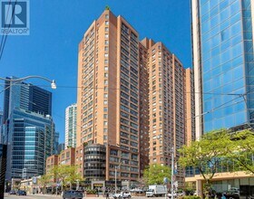 Building Photo - 633 Bay St.