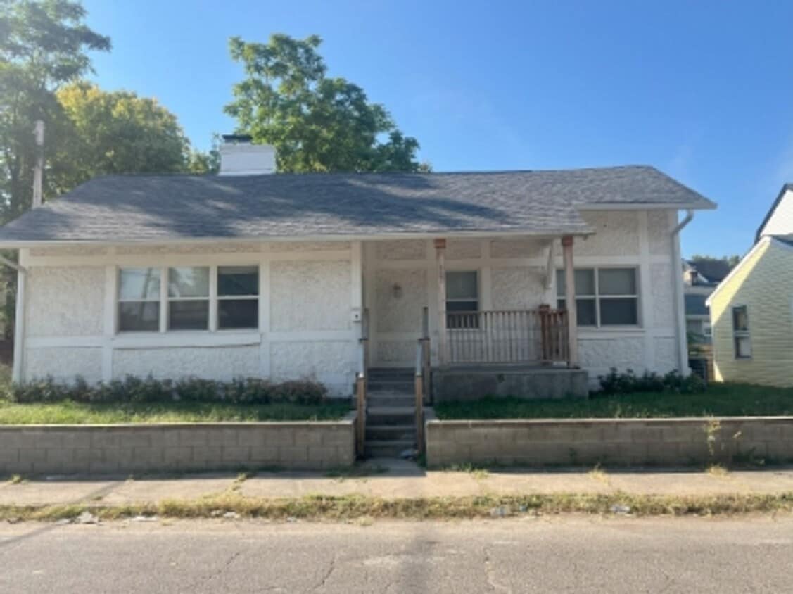 2 Bed Available now! - 2 Bed Available now!