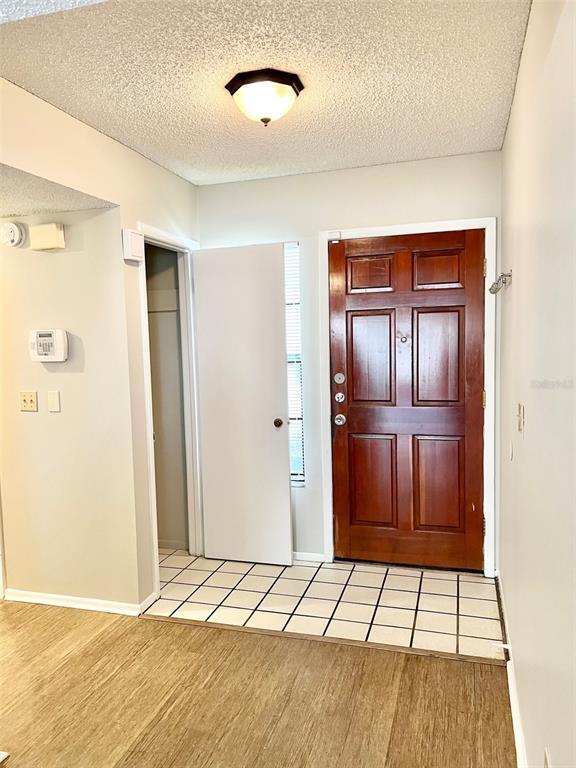 Building Photo - 554 Cidermill Pl