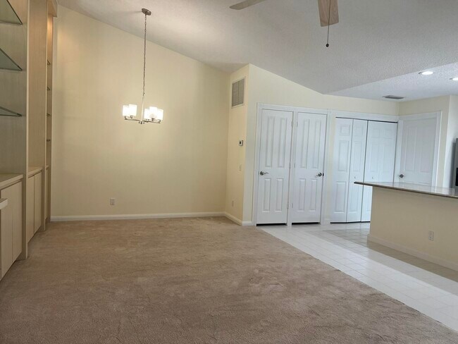 Foto del edificio - 6002 Red Oak Ct