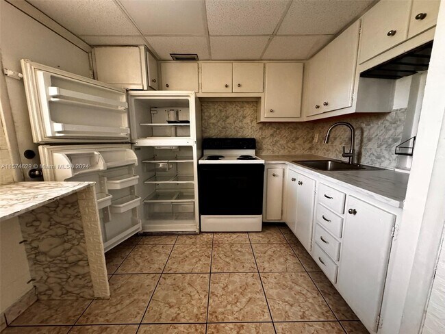 Foto del edificio - 2820 NE 201st Terrace