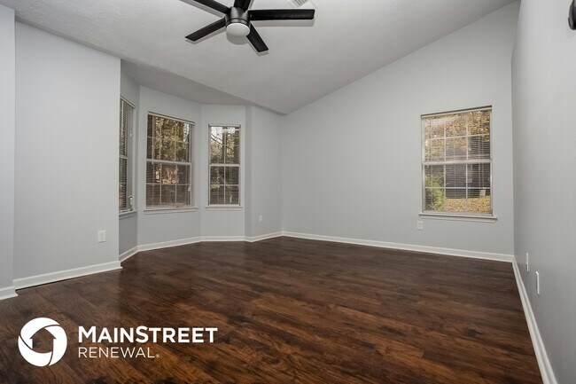 Foto del edificio - 110 Crystal Green Ct