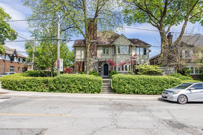 Photo du bâtiment - 131 Highbourne Rd