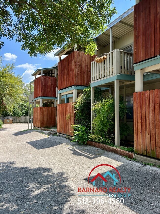 Foto del edificio - 1223 Hopkins St