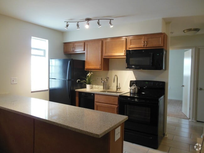 Building Photo - Edgecliff - Nassau Walnut Hill Apartments
