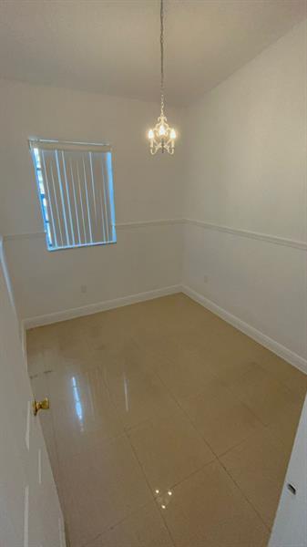 Foto del edificio - 6740 NW 189th Terrace