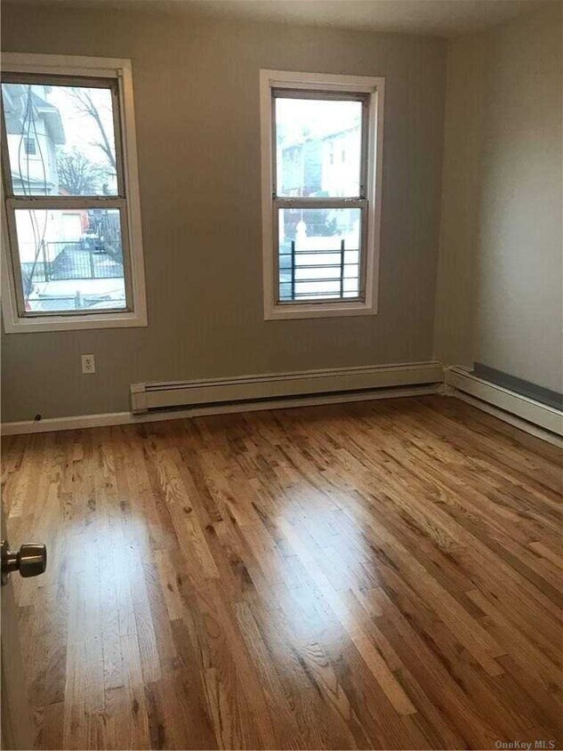 Foto del edificio - 138-11 102nd Ave