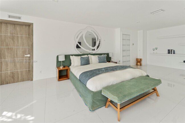 Building Photo - TREASURE ISLAND