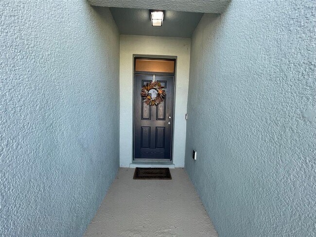 Building Photo - 17821 Garsalaso Cir