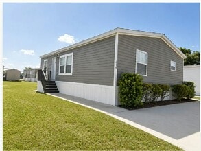 Building Photo - 1123 Walt Williams Rd